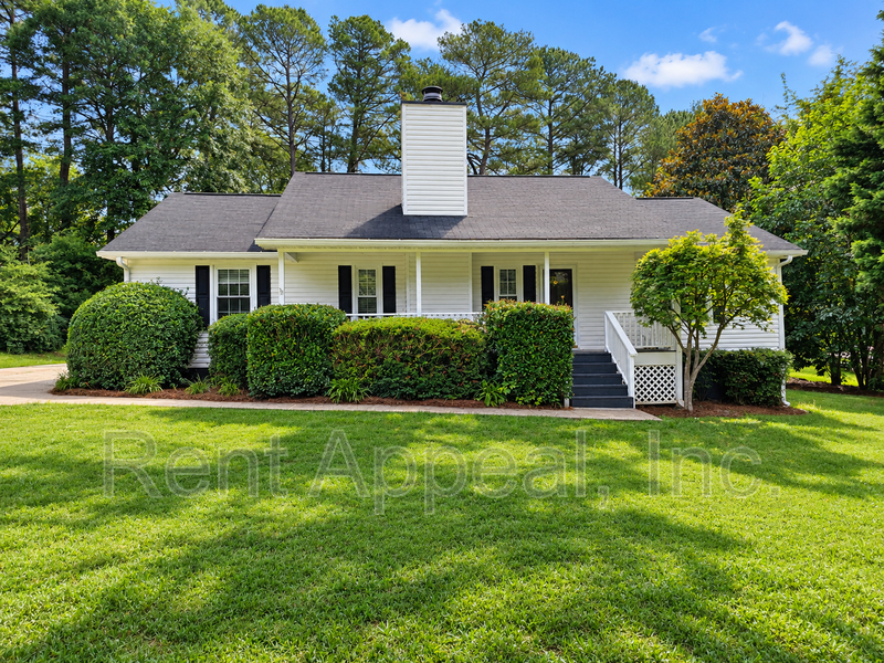 Lawrenceville House: 102 Park Place Dr