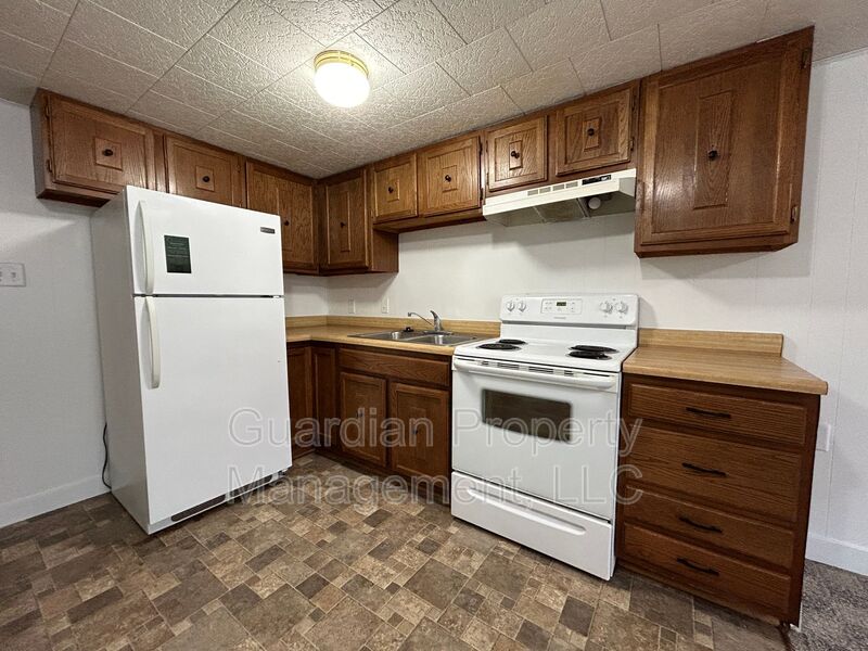 Maryville House: 1001 N Buchanan Street