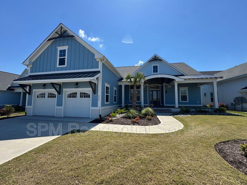 Leland House: 2547 East Timber Crest Dr.