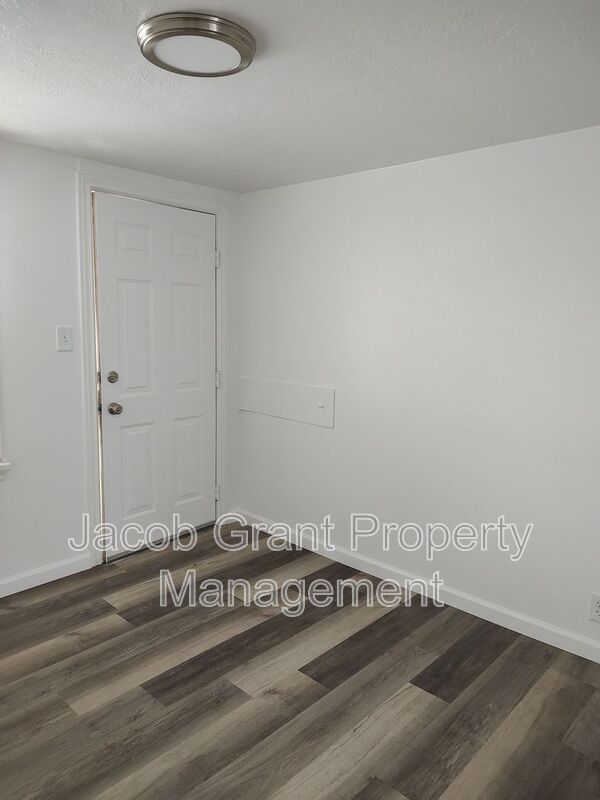 Chubbuck House: 4719 Yellowstone Ave