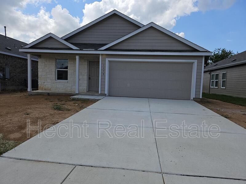 New Braunfels House: 1658 Lilyturf Road