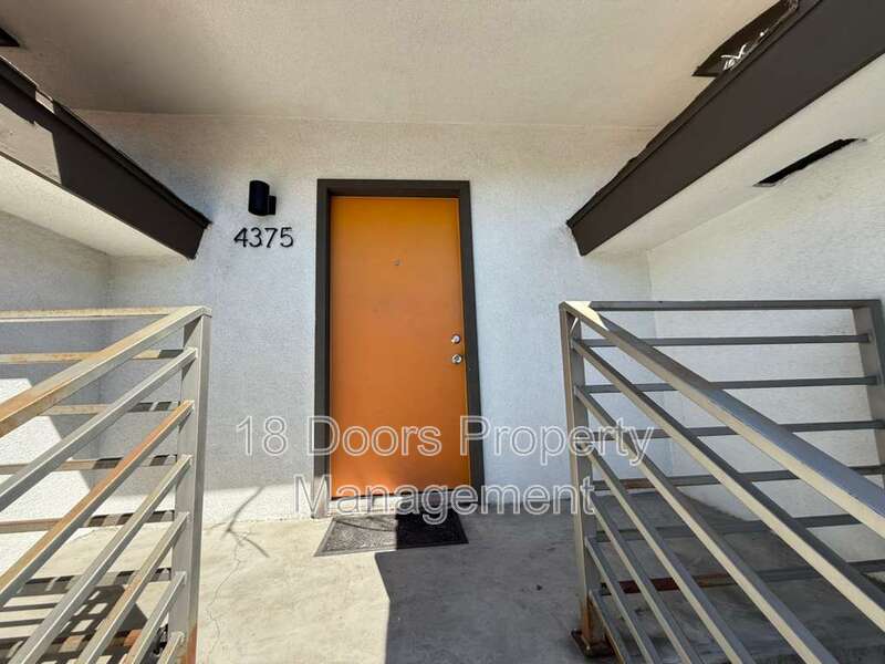 San Diego Condo: 4375 51st St