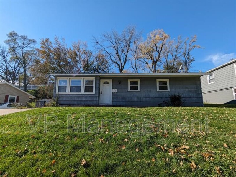 Davenport House: 1536 Spring St