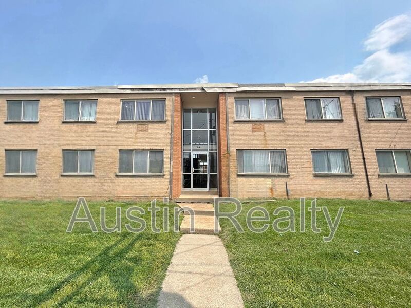 Olivette Condo: 9111 Olive Blvd