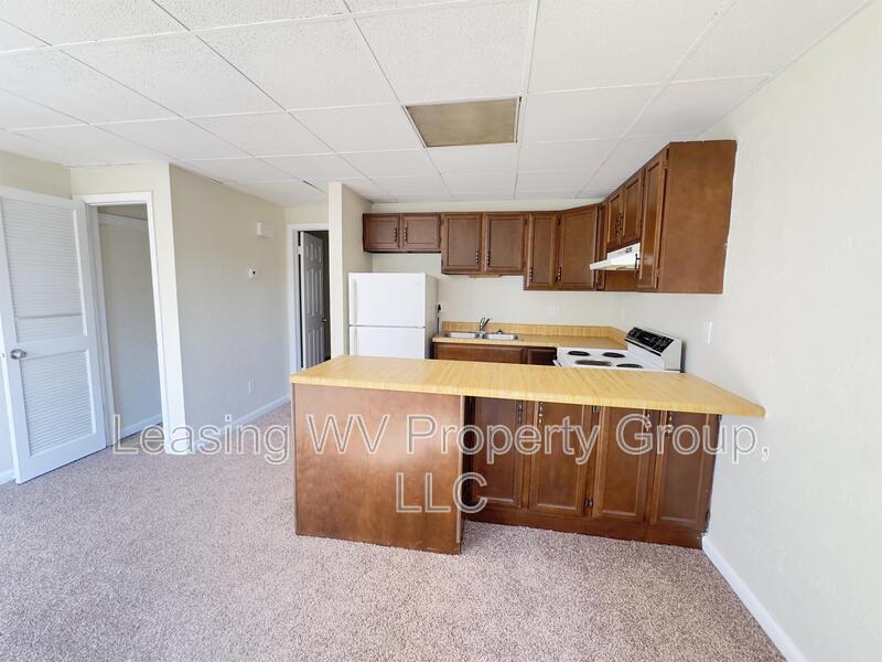 Hurricane Apartment: 139 Clayton Avenue
