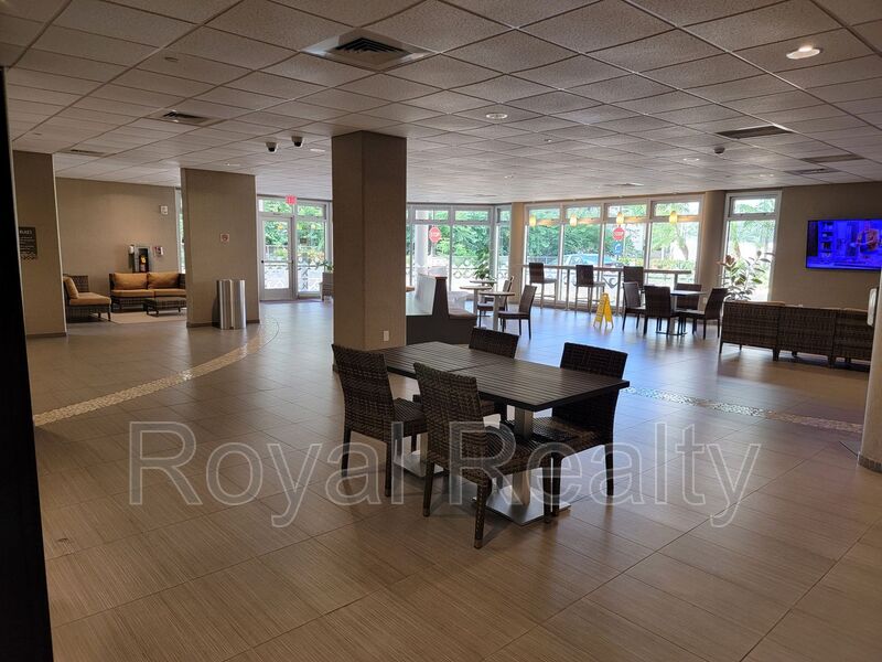 Honolulu Condo: 801 South St