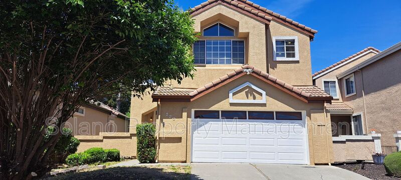 Suisun City House: 320 Stamper Circle