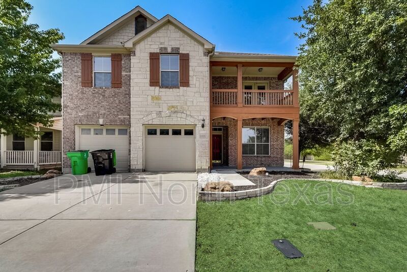 Aubrey House: 1325 Mockingbird Dr