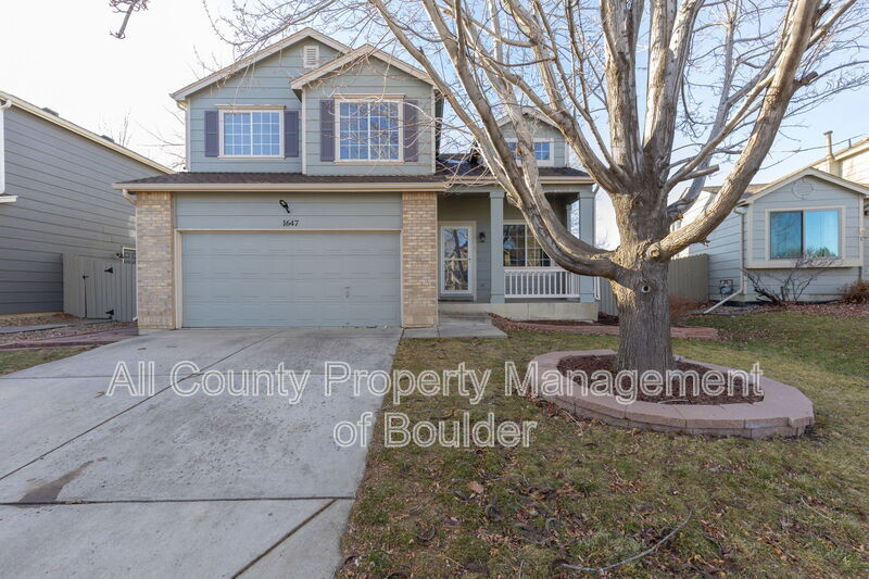 Superior House: 1647 Reliance Cir