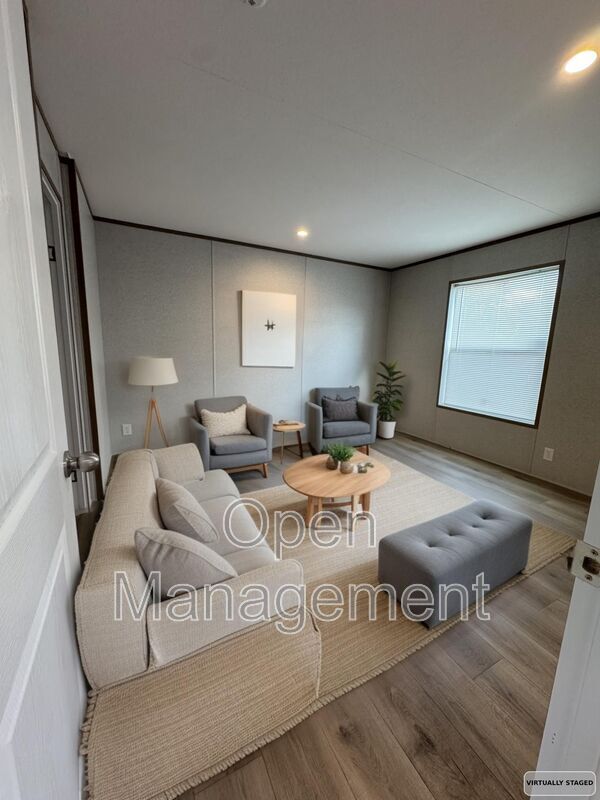 Whitewater House: 755 N. Tratt St.