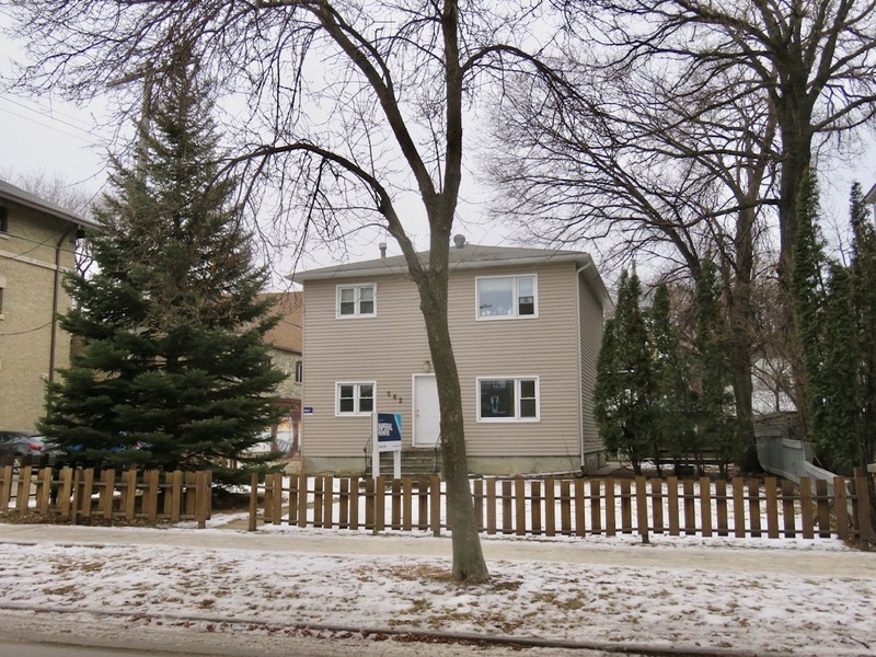 Winnipeg House: 562 Wardlaw Avenue