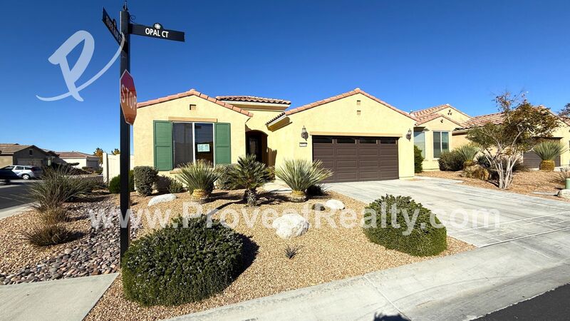 Apple Valley House: 19104 Opal Ct