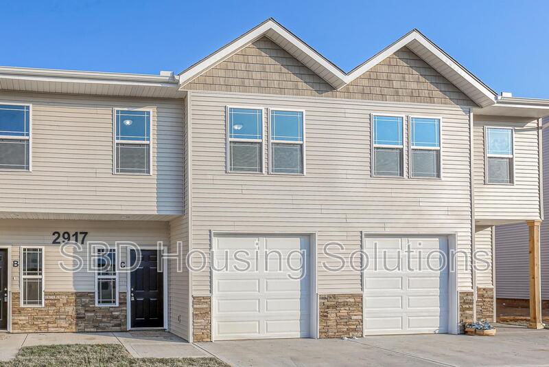 Independence Townhome: 2909 S Harvard Ave B