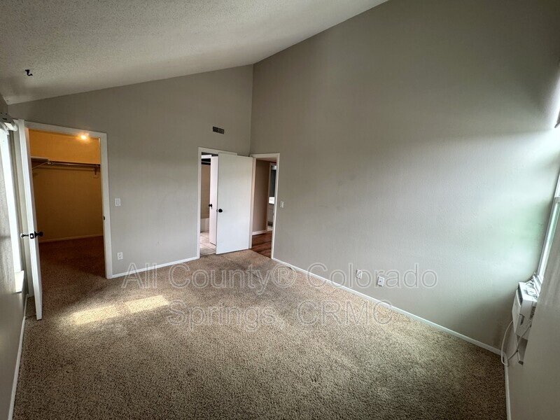 Main Rental Photo 12