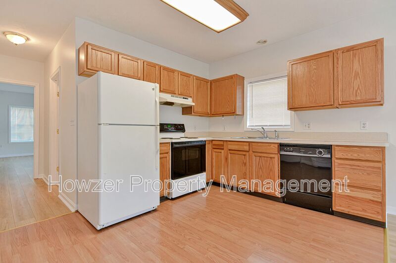 Attleboro Condo: 7 Park Ave