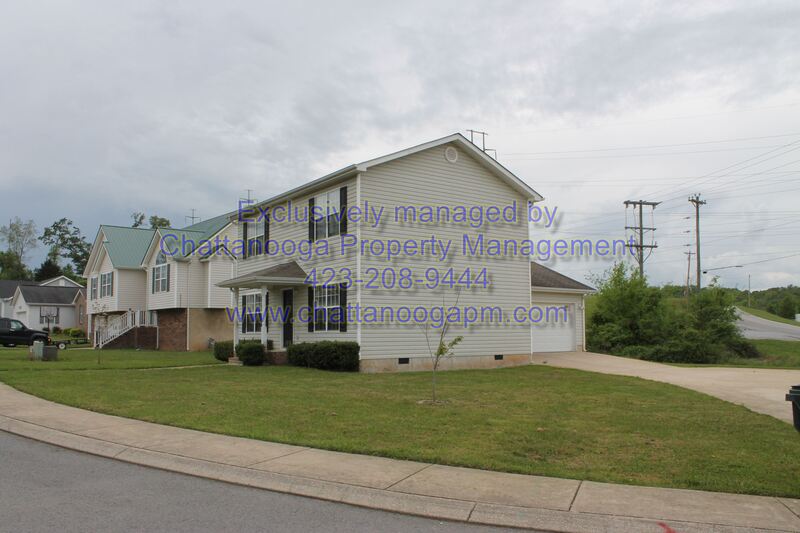 Ringgold House: 20 Night Shade Ln