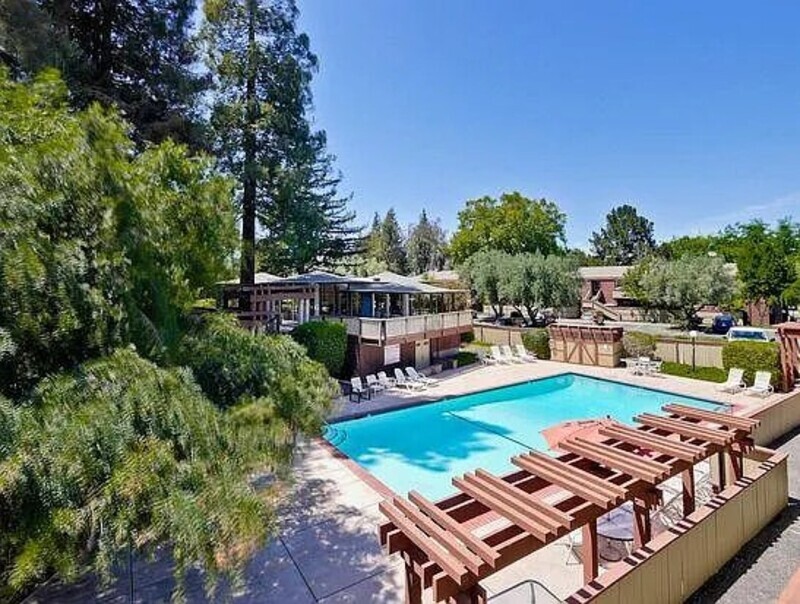 Mountain View Condo: 500 W Middlefield Rd