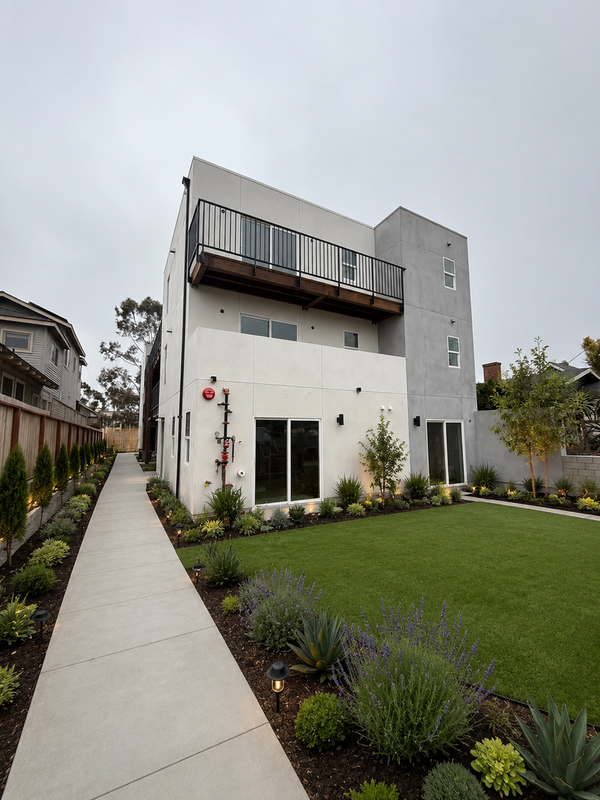 San Diego Apartment: 1259 Lincoln Avenue