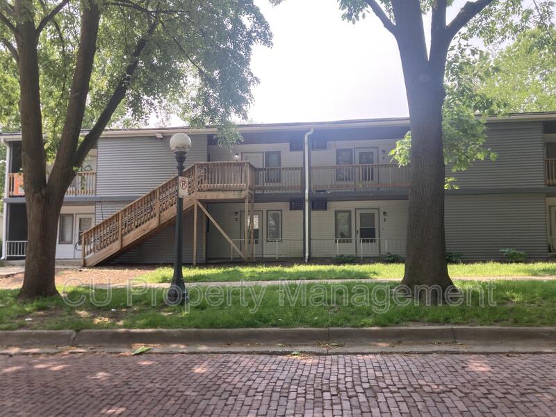 Champaign Condo: 801 W Hill St
