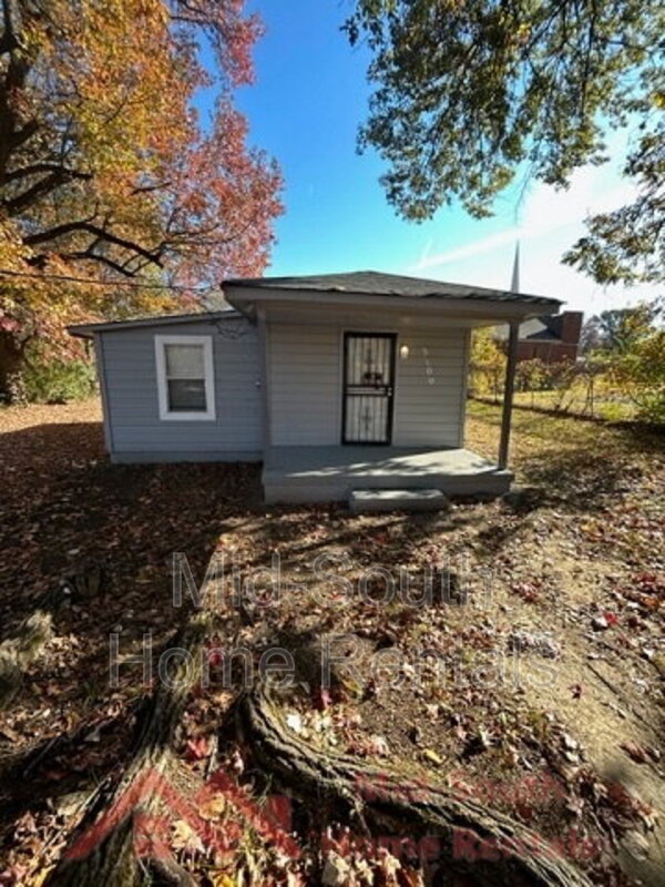 Memphis House: 3100 Travis Rd