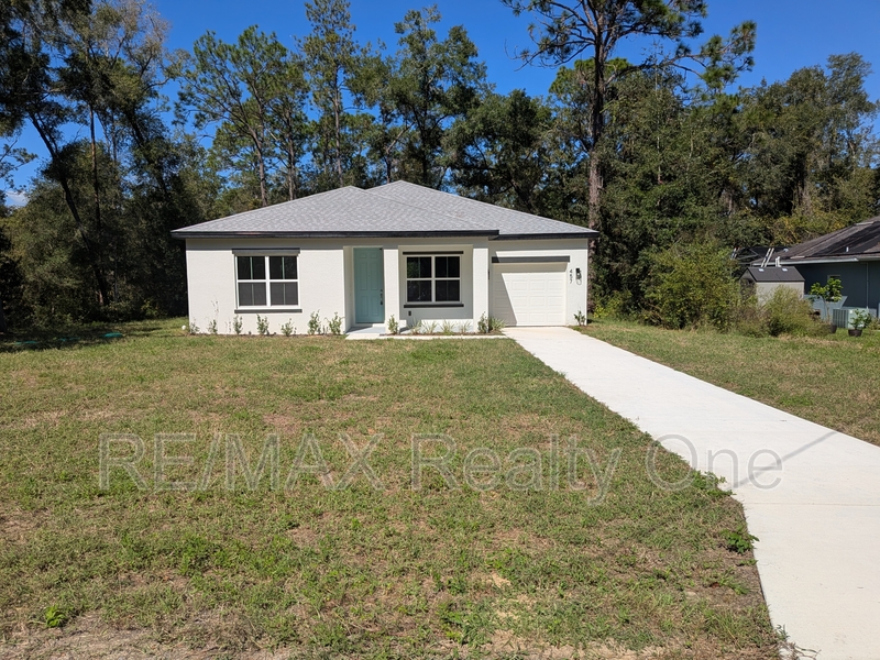 Citrus Springs House: 457 East Panama Drive