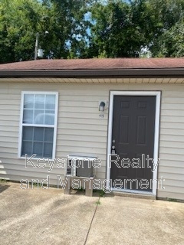 Oak Grove Condo: 919 Gabby Lane