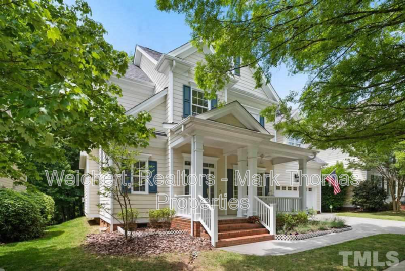 Cary Townhome: 116 Hamilton Hedge Pl