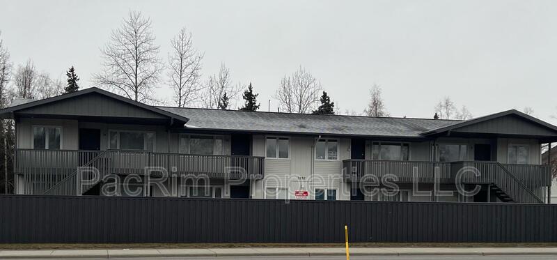 Anchorage House: 3310 Boniface Parkway #18