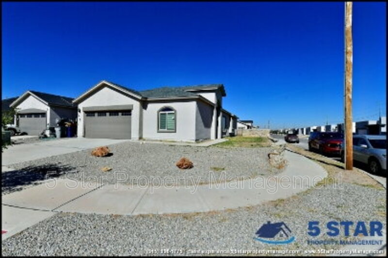 El Paso House: 14945 Tierra Escape Avenue !!