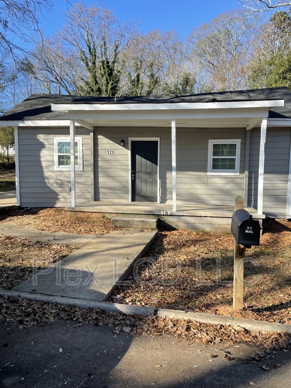 LaGrange House: 120 Burr Street
