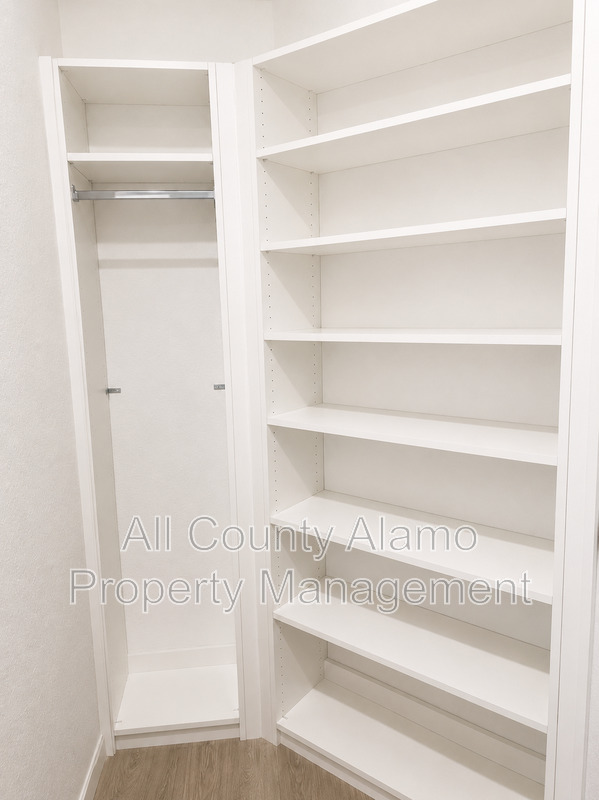 Main Rental Photo 11