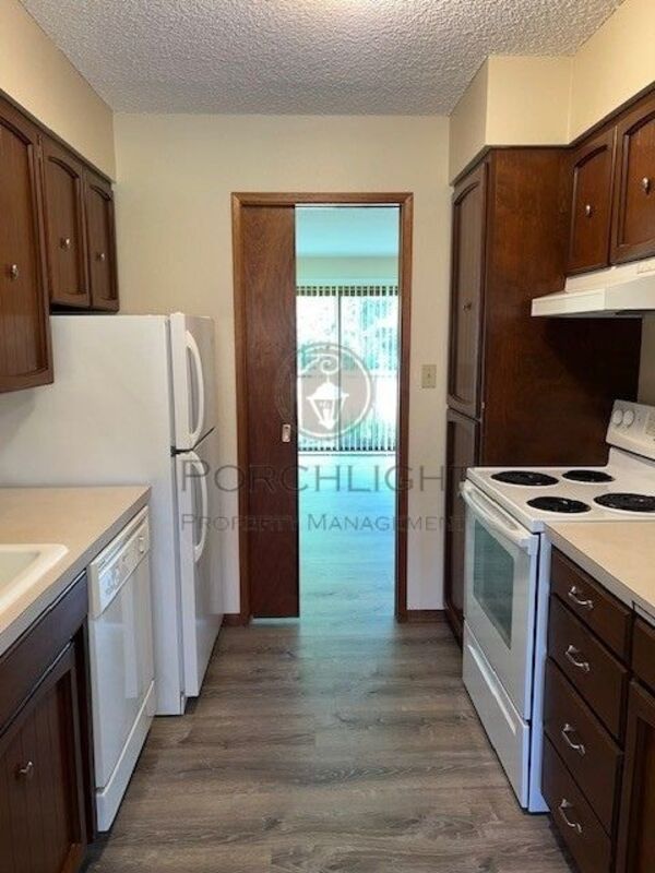 Lynden Condo: 1412 Liberty Street- Unit 4