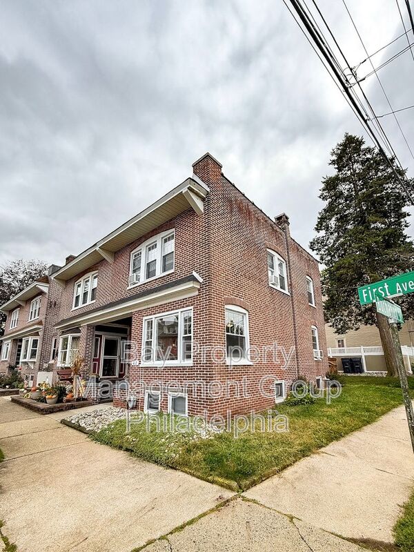 Phoenixville House: 412 1st Ave