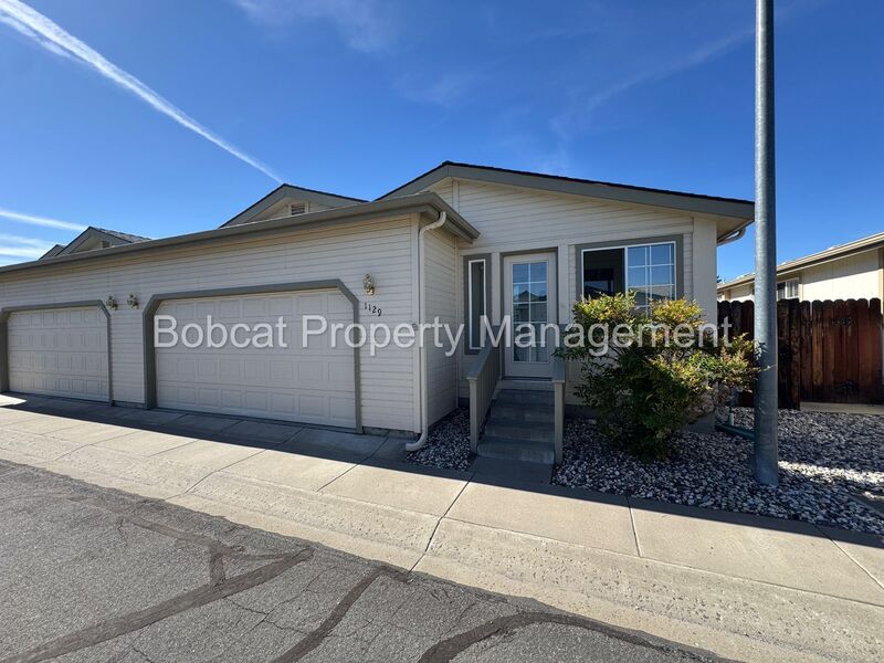 Carson City House: 1129 Gambrel Dr