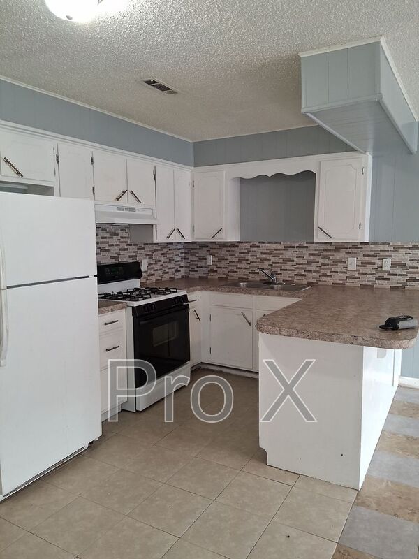 Springdale Condo: 407 Park St.