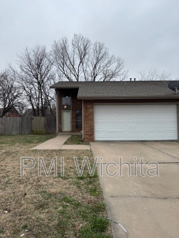 Wichita Townhome: 1730 S Beech Ct