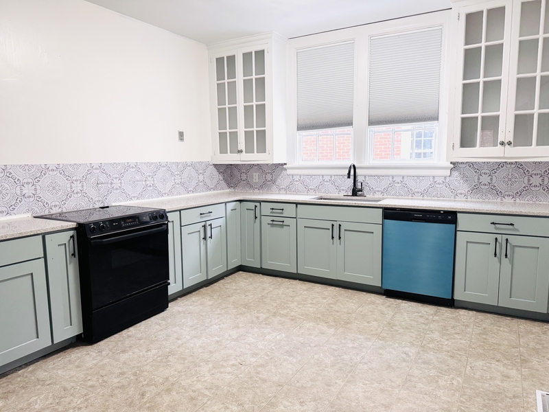 Wilson House: 711 Kenan St W