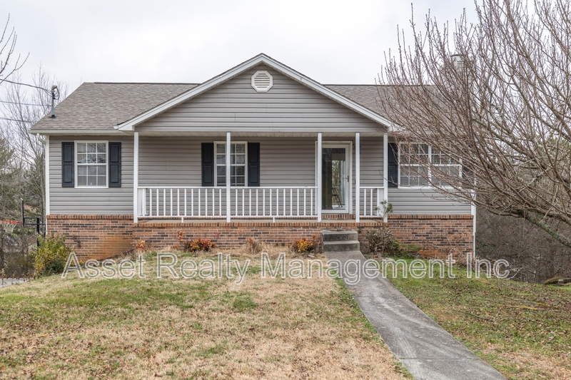 (NW) Knoxville House: 4756 Brierley Dr