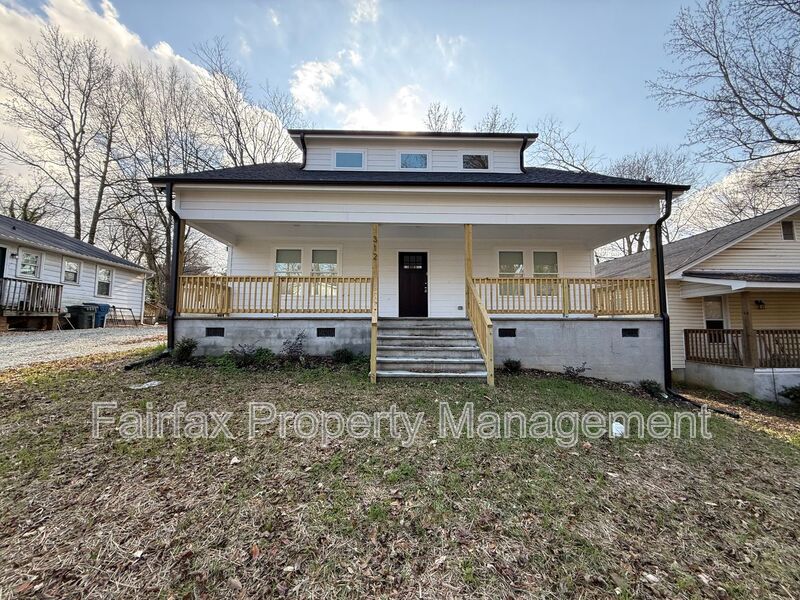 Durham House: 312 Price Ave