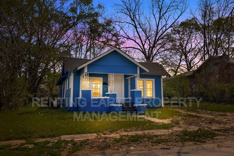 Birmingham House: 1209 19th Place SW