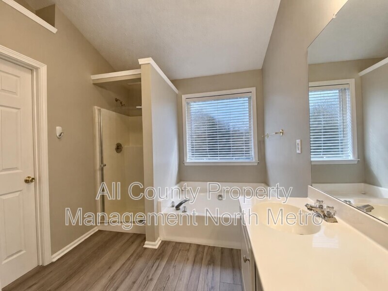 Main Rental Photo 11