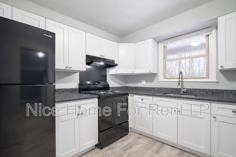 Pennsville Township Condo: 20 Fort Sumpter Road - Apt E6