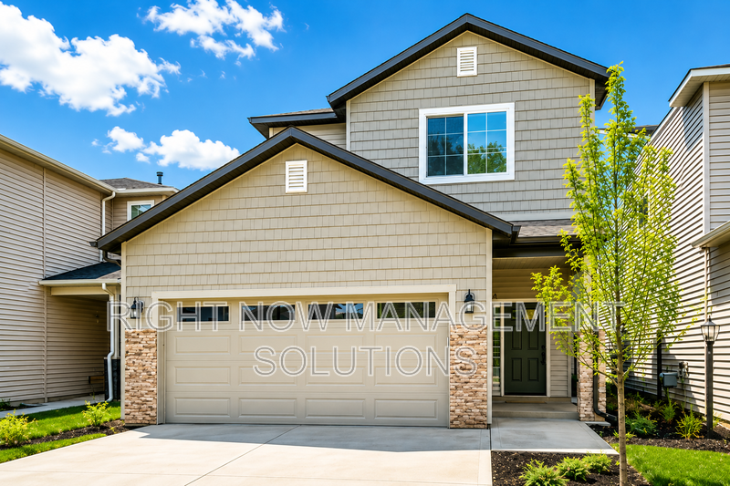 Meridian House: 1465 West Woodchest Street