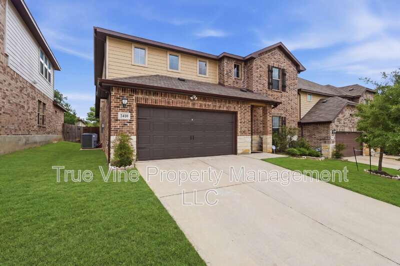 San Antonio House: 2410 Pitcher Ranch