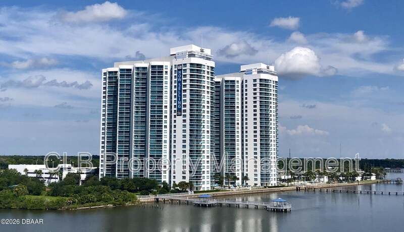 Holly Hill Condo: 231 Riverside Dr