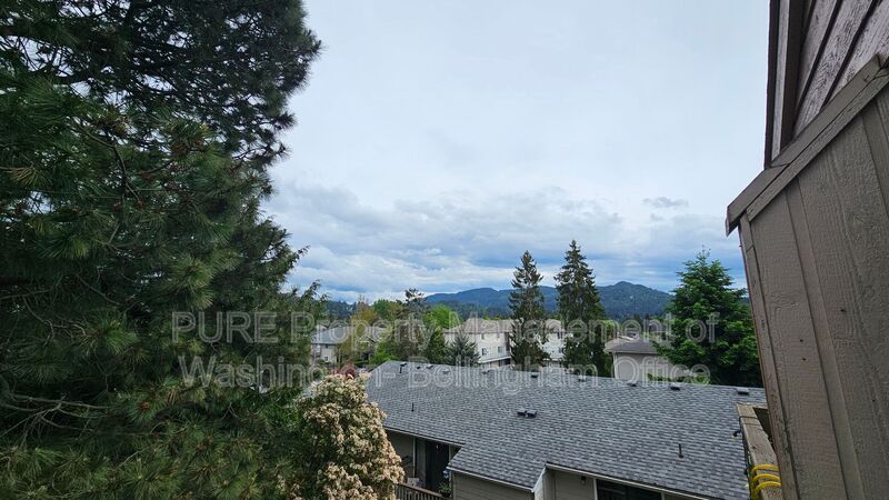 Bellingham House: 1009 22nd St
