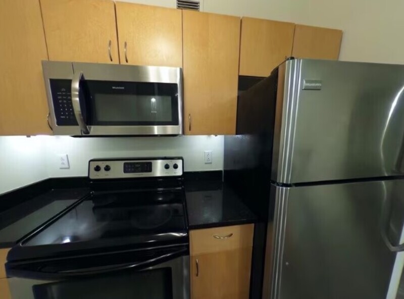 Richmond Condo: 1011 W Marshall Street