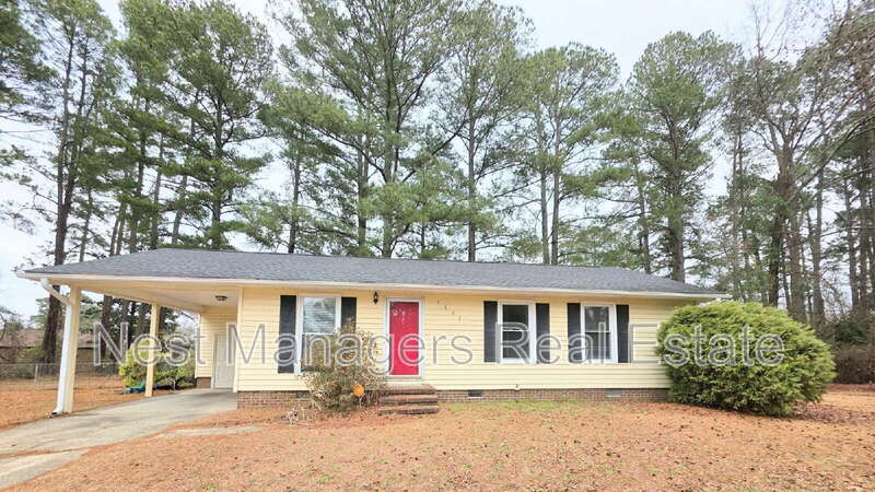 Fayetteville House: 4602 Gardenwood Ct