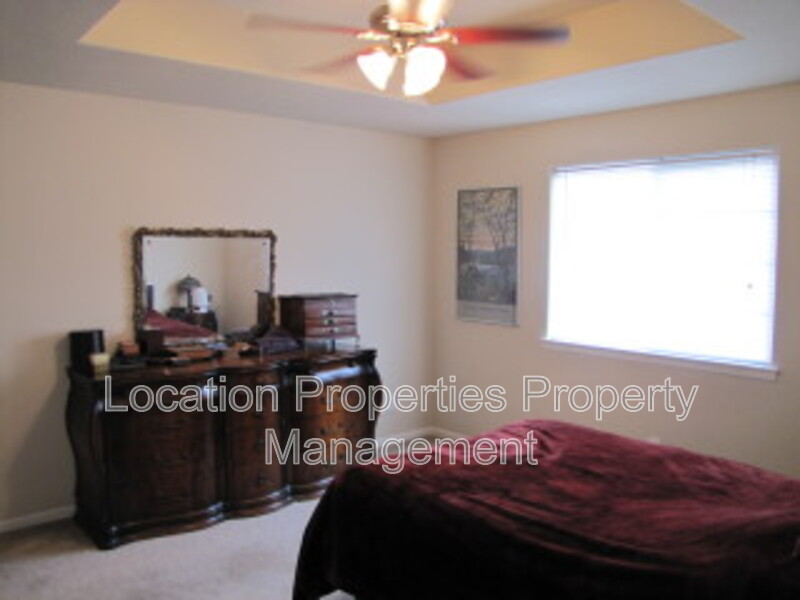 1458 Marilee Drive, Lawrence, Kansas rental photo 3 of 5