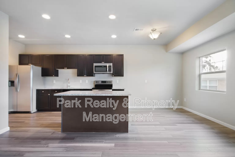 Aurora Townhome: 2691 Sable Blvd